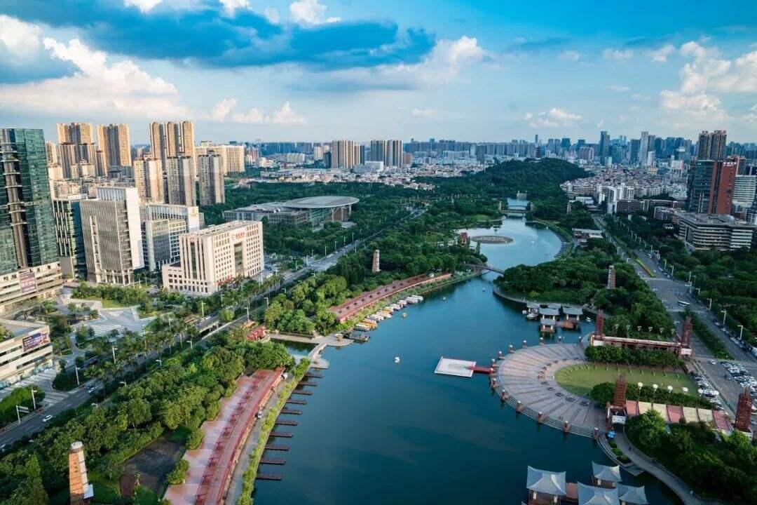 2025新澳門正版免費(fèi)資本車，澳門正版免費(fèi)資本車，未來(lái)趨勢(shì)與機(jī)遇