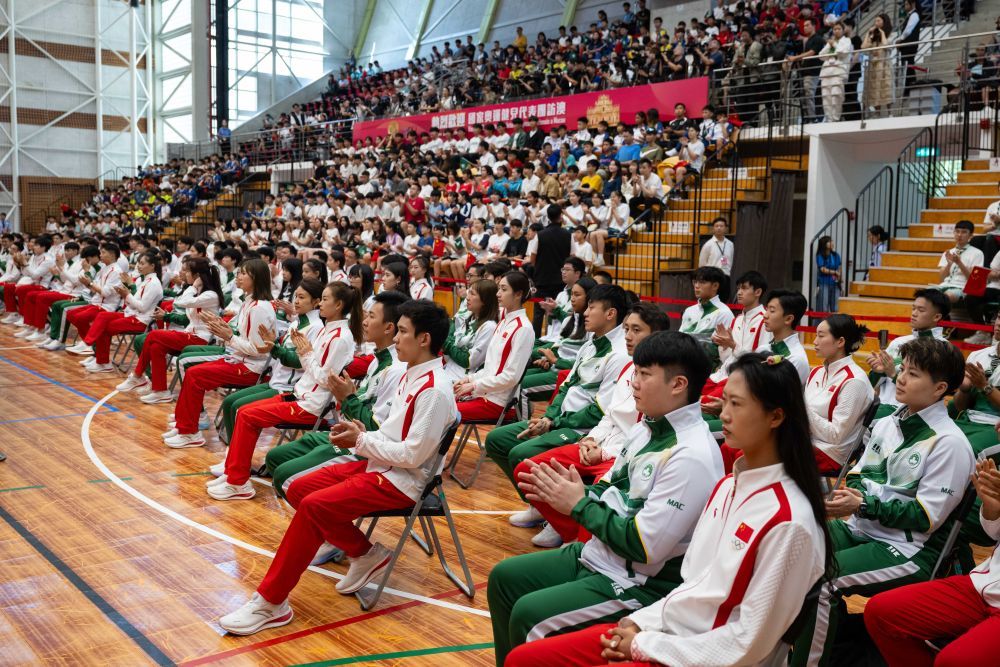 澳門(mén)一碼一肖一特一中，澳門(mén)一碼精準(zhǔn)預(yù)測(cè)，揭秘生肖與特馬秘密