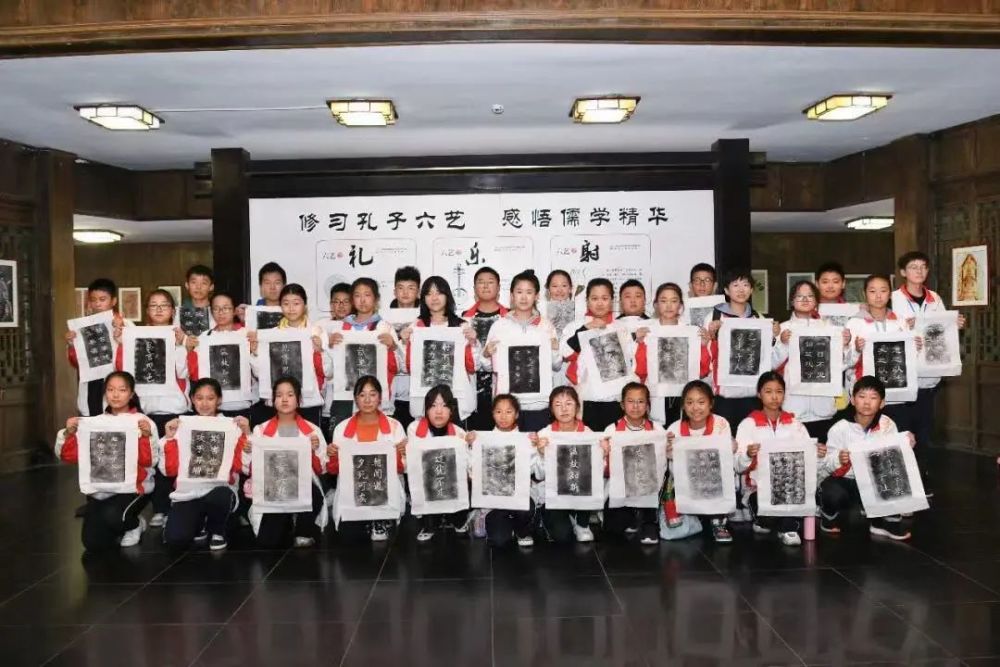 香港二四六天免費開獎9944期，一網(wǎng)打盡最新開獎信息，香港二四六天最新開獎信息9944期一網(wǎng)打盡